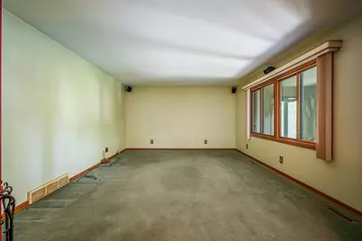 1081 N Eastwood Dr, Salem Lakes, WI 53170 - Photo 9