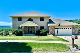 203 Eagle Bluff Rd, La Crescent, MN 55947 - Photo 29