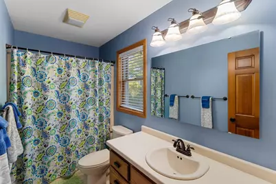 602  Wild Oak Dr, Manitowoc, WI 54220 - Photo 39