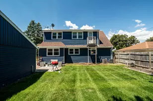 4946 N 108th St, Milwaukee, WI 53225 - Photo 3