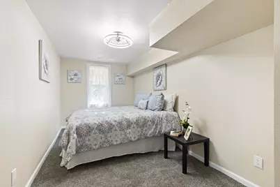 2172 S 76th St, West Allis, WI 53219 - Photo 21