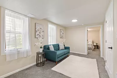 2172 S 76th St, West Allis, WI 53219 - Photo 19