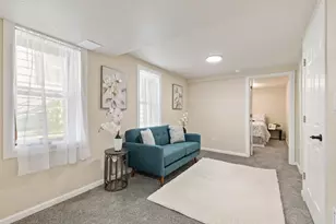 2172 S 76th St, West Allis, WI 53219 - Photo 19