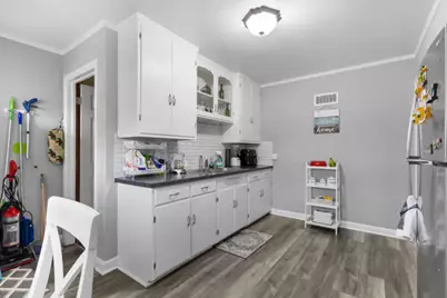 3038 S 54th St, Milwaukee, WI 53219 - Photo 9