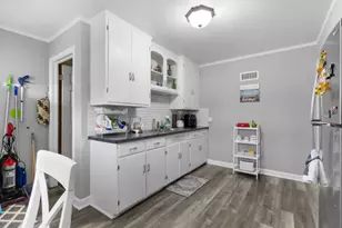 3038 S 54th St, Milwaukee, WI 53219 - Photo 9