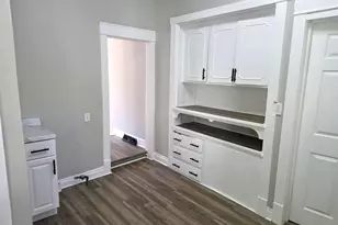 1212 W Chambers St, Milwaukee, WI 53206 - Photo 5