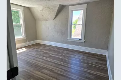 1212 W Chambers St, Milwaukee, WI 53206 - Photo 7