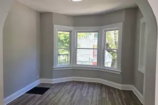 1212 W Chambers St, Milwaukee, WI 53206 - Photo 9