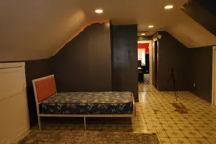 4064 N 24th St, Milwaukee, WI 53209 - Photo 9