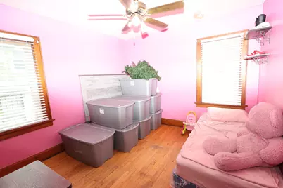 4064 N 24th St, Milwaukee, WI 53209 - Photo 7