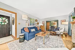 2752 N 69th St, Milwaukee, WI 53210 - Photo 5