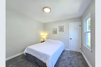 2471 S 74th St, West Allis, WI 53219 - Photo 23
