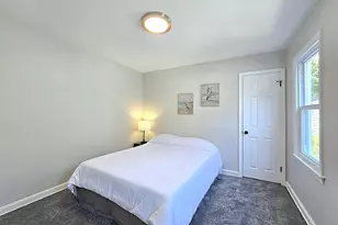 2471 S 74th St, West Allis, WI 53219 - Photo 23