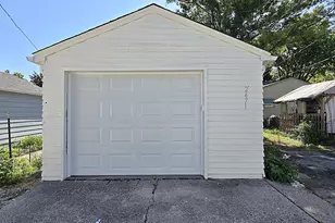 2471 S 74th St, West Allis, WI 53219 - Photo 41