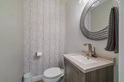 4520 N 110th St, Wauwatosa, WI 53225 - Photo 13