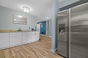 4520 N 110th St, Wauwatosa, WI 53225 - Photo 11