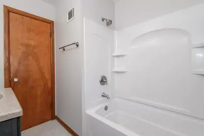 5122 N 65th St, Milwaukee, WI 53218 - Photo 15