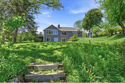 2727  Highland Ter, Sheboygan, WI 53083 - Photo 5