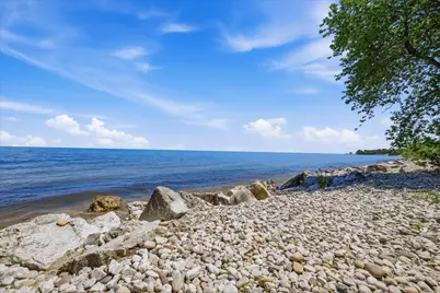 2727  Highland Ter, Sheboygan, WI 53083 - Photo 41
