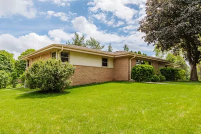 17020  Grant Ct, Brookfield, WI 53005 - Photo 39
