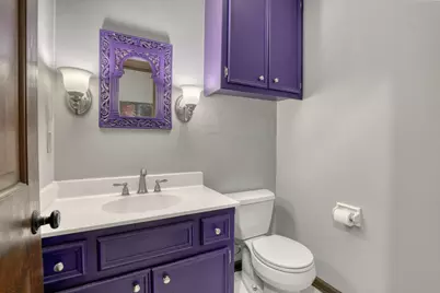 1895  Village Green Ct, Elm Grove, WI 53122 - Photo 25