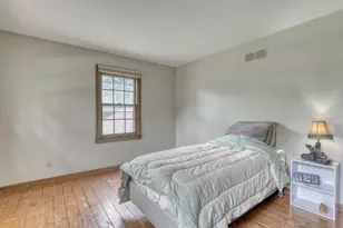 1895 Village Green Ct, Elm Grove, WI 53122 - Photo 39