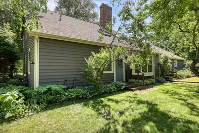1895  Village Green Ct, Elm Grove, WI 53122 - Photo 45