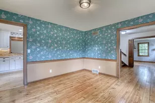 1895 Village Green Ct, Elm Grove, WI 53122 - Photo 13
