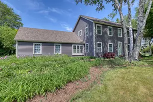 1895 Village Green Ct, Elm Grove, WI 53122 - Photo 3