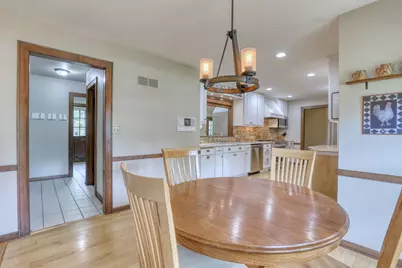 1895  Village Green Ct, Elm Grove, WI 53122 - Photo 17
