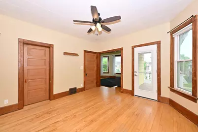 2547 S Howell Ave #2549, Milwaukee, WI 53207 - Photo 23