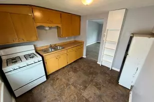 6181 N 38th St, Milwaukee, WI 53209 - Photo 9