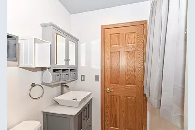 1332  Lakeview Ave, South Milwaukee, WI 53172 - Photo 17