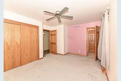 1332  Lakeview Ave, South Milwaukee, WI 53172 - Photo 15