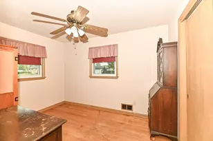 2223 Hayes Avenue, Racine, WI 53405 - Photo 19