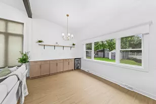 10063 W Grantosa Dr, Milwaukee, WI 53222 - Photo 11