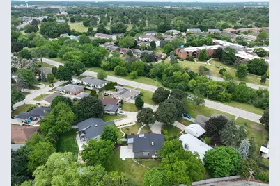 10063 W Grantosa Dr, Milwaukee, WI 53222 - Photo 29