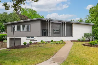 10063 W Grantosa Dr, Milwaukee, WI 53222 - Photo 23