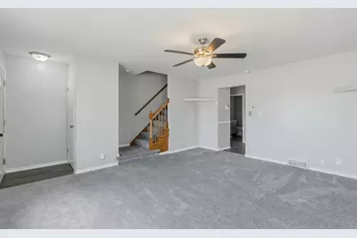 10501 W Silver Spring Dr, Milwaukee, WI 53225 - Photo 9