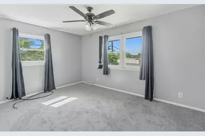 10501 W Silver Spring Dr, Milwaukee, WI 53225 - Photo 17