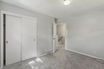 10501 W Silver Spring Dr, Milwaukee, WI 53225 - Photo 13
