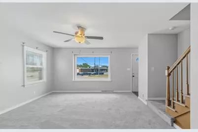 10501 W Silver Spring Dr, Milwaukee, WI 53225 - Photo 7