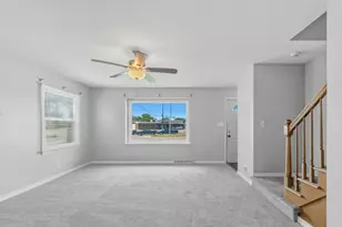 10501 W Silver Spring Dr, Milwaukee, WI 53225 - Photo 7
