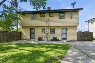 10501 W Silver Spring Dr, Milwaukee, WI 53225 - Photo 55