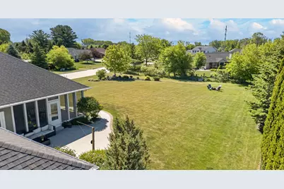 2707  Rolling Meadows Dr, Sheboygan, WI 53083 - Photo 43