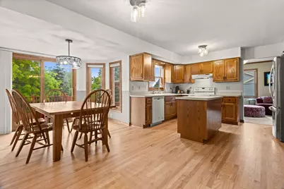 1211  Highpoint Ln, Waukesha, WI 53189 - Photo 11