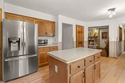 1211  Highpoint Ln, Waukesha, WI 53189 - Photo 5