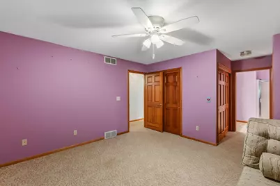 981 E Loos St, Hartford, WI 53027 - Photo 7