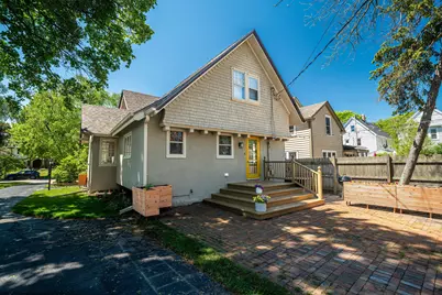 2416 E Beverly Rd, Shorewood, WI 53211 - Photo 9