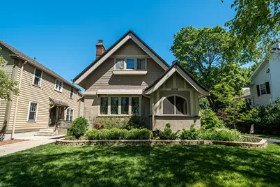 2416 E Beverly Rd, Shorewood, WI 53211 - Photo 3
